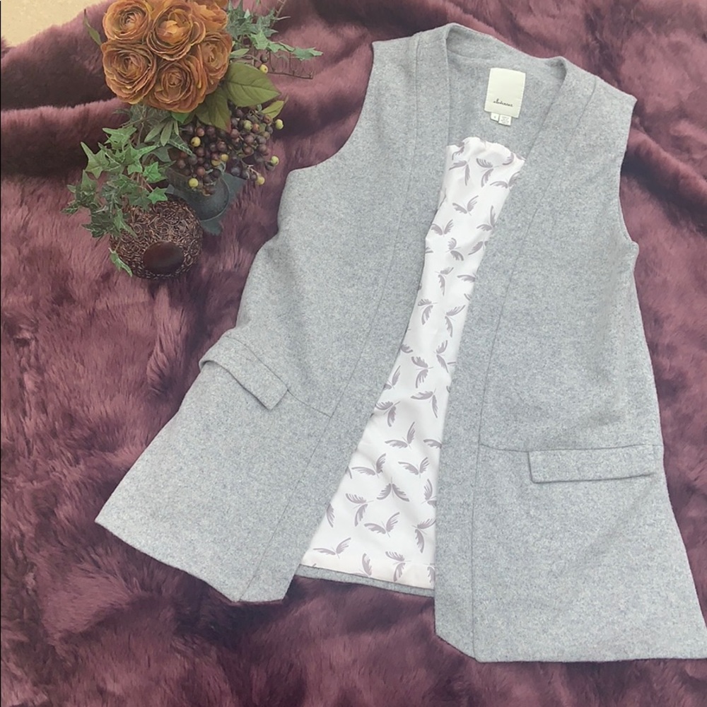 Vest with pockets!